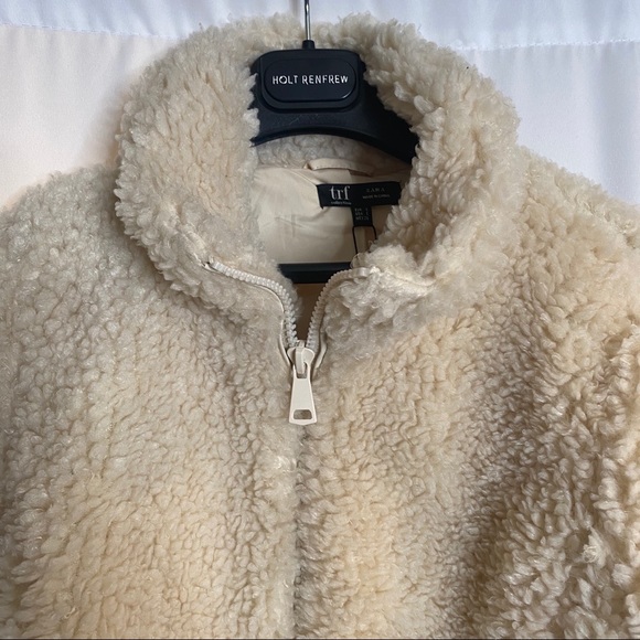BRAND NEW Zara Fleece Bomber Cream Size Small - Picture 4 of 6